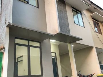 Rumah Pasar Minggu Minimalis dalam Cluster Siap Huni