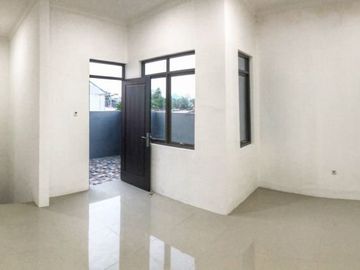 Rumah Pasar Minggu Minimalis dalam Cluster Siap Huni