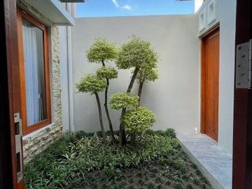 RUMAH MEWAH 2 LANTAI DI KOTAGEDE FULL FURNISH