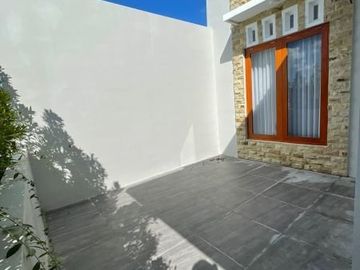 RUMAH MEWAH 2 LANTAI DI KOTAGEDE FULL FURNISH