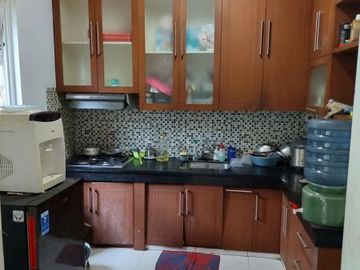 Rumah Siap Huni Halaman Belakang Luas Di Emerald Bintaro - Dv 6130 Br