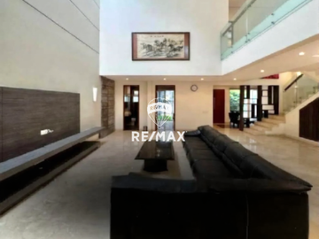Jual Rumah 2 Lt SHM Area Mega Kuningan Jakarta Selatan