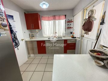 Casa en Venta en Mequiades Galleguillos