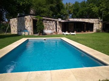 Casa en venta en Parque Leloir