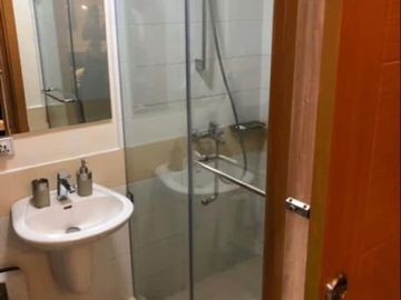 A0157 - Nicely Furnished 1BR For Rent in Trion Towers