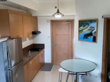 A0157 - Nicely Furnished 1BR For Rent in Trion Towers