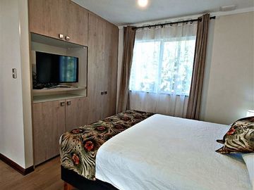 Amplia casa en venta 4D/3B Los Robles II, Pucón