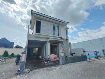 DIJUAL RUMAH BARU DALAM PERUMAHAN DI TEGALREJO. BPY11