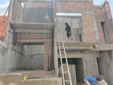 Ada Rumah 3 lantai murah di Condet, dekat jalan raya Condet dekat Kalibata