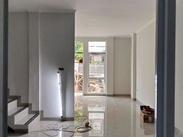 Rumah Di Buahbatu Turangga Bandung Tengah Full Renovasi