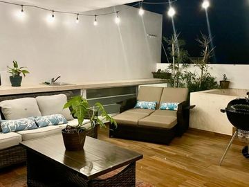 Casa con jacuzzi y rooftop, en residencial exclusivo El Cielo, venta Playa del C