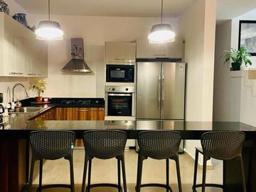 Casa con jacuzzi y rooftop, en residencial exclusivo El Cielo, venta Playa del C