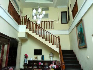Rumah Siap Huni  2 Lantai Akses Jalan Besar Tebet Jakarta Selatan