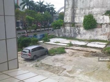 JUAL CEPAT Gedung Kantor di Jendral Sudirman Balikpapan 3 Lt