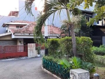 Rumah Tanjung Duren Selatan dalam Perumahan Siap Huni