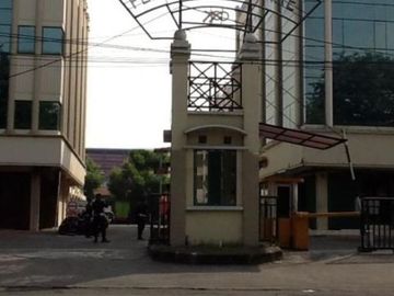 Ruko 4 Setengah Lantai Strategis di Ruko Pengampon Square Surabaya