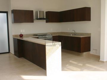 PREVENTA CASA en Querétaro. Casa un solo piso.