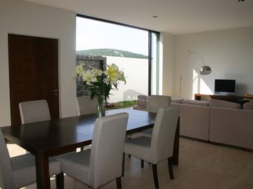 PREVENTA CASA en Querétaro. Casa un solo piso.
