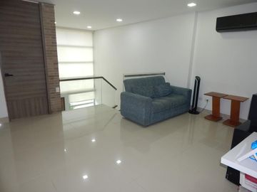 casa en venta en villa campestre. Cod V67158