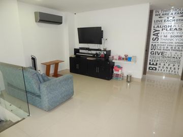 casa en venta en villa campestre. Cod V67158