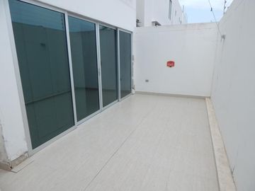 casa en venta en villa campestre. Cod V67158