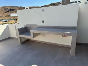 Hermosa casa en Venta en Privada Cima Azul