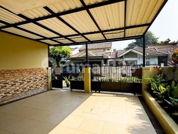 Dijual Cepat B U Rumah 2,5 Lantai Siap Huni di Kencana Loka