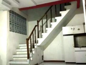 Rumah Jemursari Wonocolo Surabaya