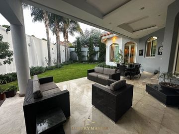 Casa en venta bugambilias