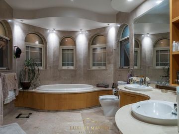Casa en venta bugambilias