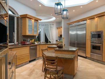 Casa en venta bugambilias