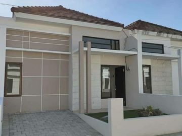 RUMAH impian Cantik Ciamik Menggoda Hati, Banyumanik