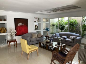 casa en arriendo/venta en la cumbre. Cod V10118