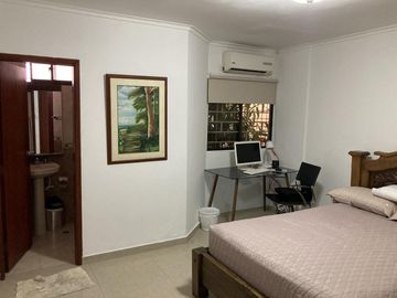 casa en arriendo/venta en la cumbre. Cod V10118