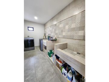Residencia en Venta Cumbres Elite Premier Equipada