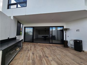 Residencia en Venta Cumbres Elite Premier Equipada