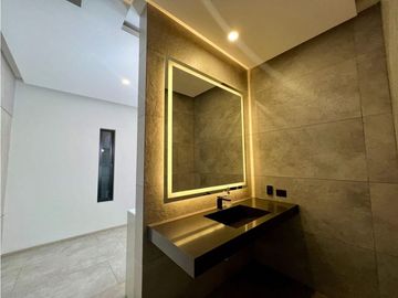 Residencia en Venta Cumbres Elite Premier Equipada