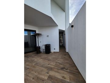 Residencia en Venta Cumbres Elite Premier Equipada