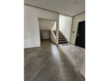 Residencia en Venta Cumbres Elite Premier Equipada
