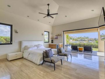 Casa con jardín, alberca privada, Jacuzzi y Terraza, Puerto Los Cabos, Venta, Sa