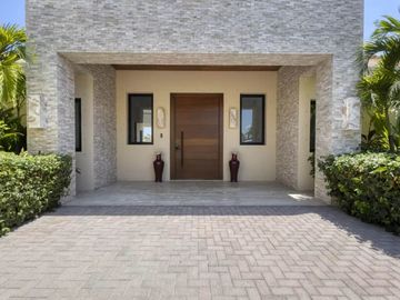 Casa con jardín, alberca privada, Jacuzzi y Terraza, Puerto Los Cabos, Venta, Sa