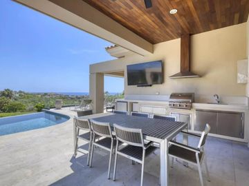 Casa con jardín, alberca privada, Jacuzzi y Terraza, Puerto Los Cabos, Venta, Sa