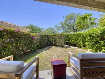Casa con jardín, alberca privada, Jacuzzi y Terraza, Puerto Los Cabos, Venta, Sa