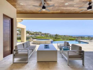Casa con jardín, alberca privada, Jacuzzi y Terraza, Puerto Los Cabos, Venta, Sa