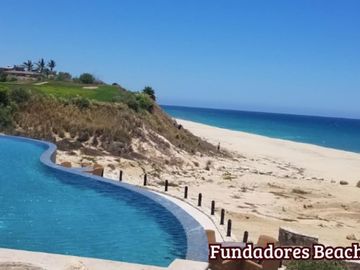 Casa con jardín, alberca privada, Jacuzzi y Terraza, Puerto Los Cabos, Venta, Sa