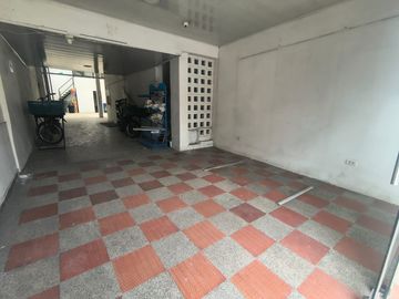 bodega en arriendo en siete de agosto. Cod A217442
