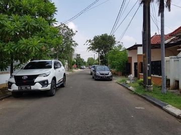 Rumah Nyaman di Cluster Tamansari Harapan Indah Bekasi