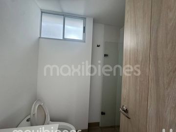 apartamento en arriendo en ojo de agua. Cod A23935