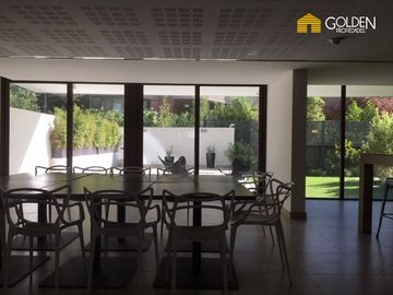 Departamento en Venta en Frente al Portal La Dehesa
