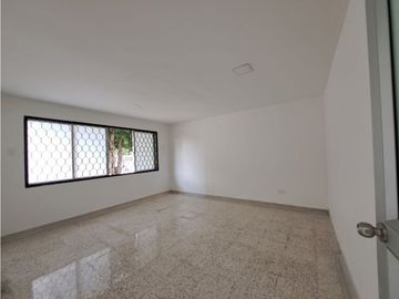 SE VENDE CASA INDPENDIENTE UNA PLANTA CIUDAD JARDIN